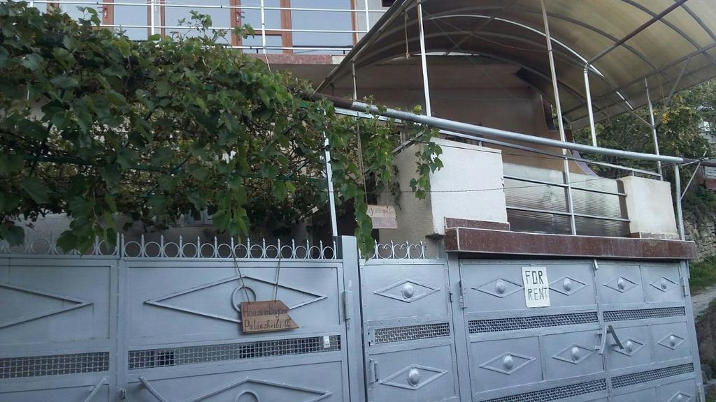 מלון House In קאחתי מראה חיצוני תמונה